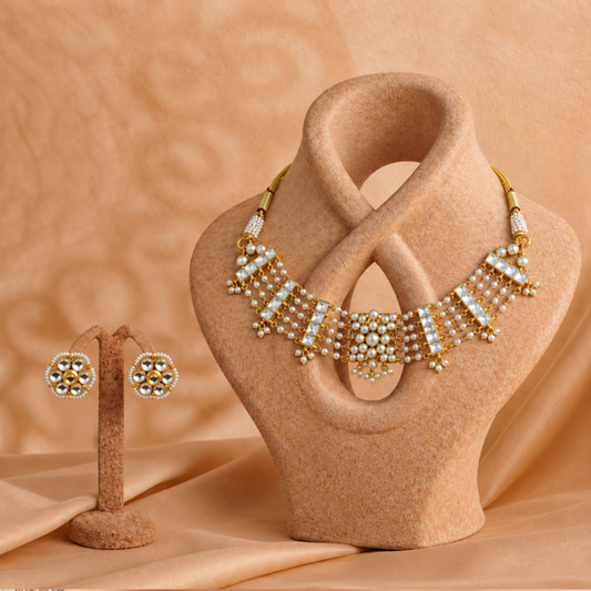 Regal Kundan Pearl Choker Set