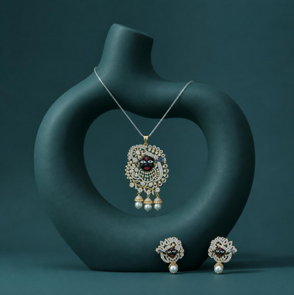 Pearl Heritage Pendant Set