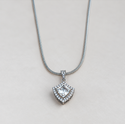 Luna Radiance Pendant Set